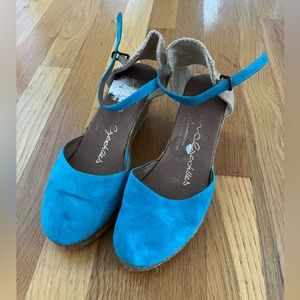 EUC Wedge-heeled espadrilles, aqua. Size 8